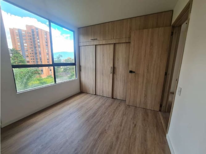 Apartamento de 2 alcobas en venta en El Poblado, Medellín, 116 m² · foto 7 de 16