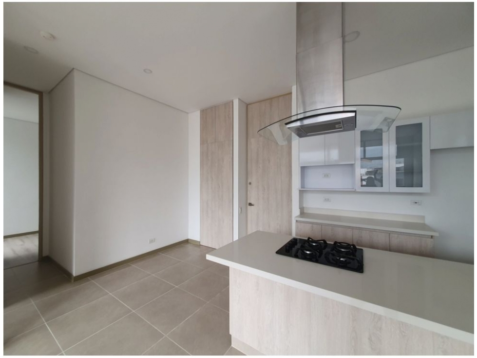 Apartamento en venta en Loma De Las Brujas, Envigado · foto 4 de 19