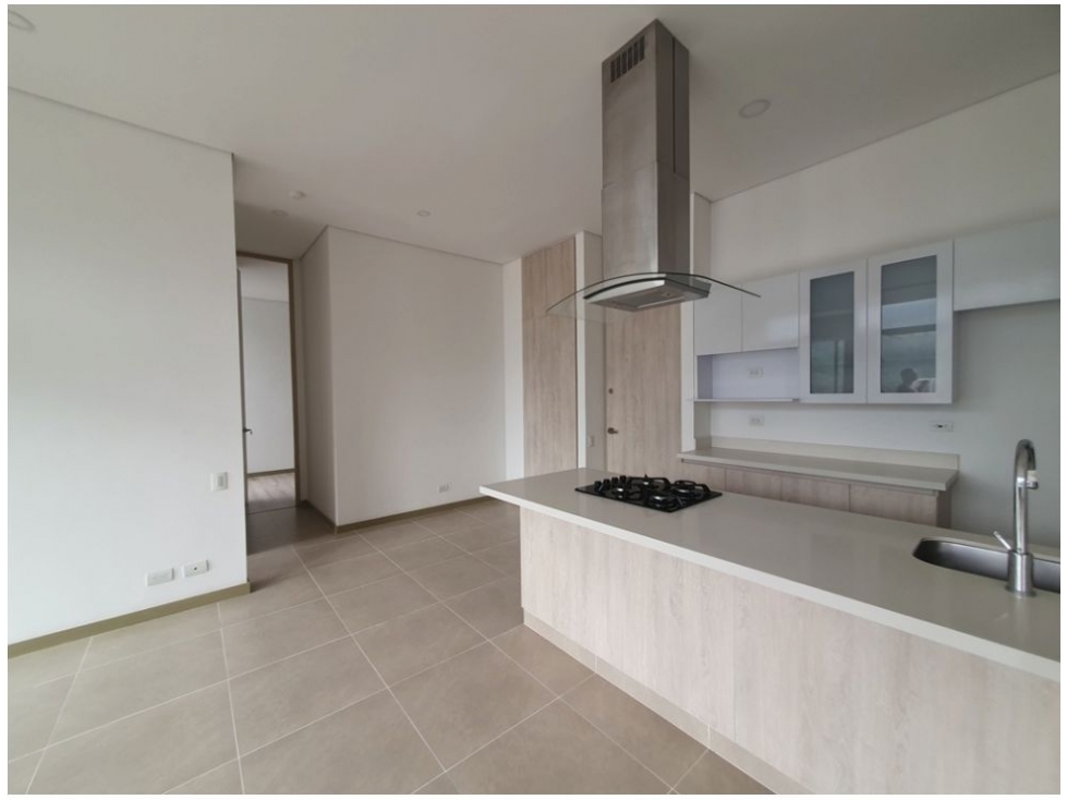 Apartamento en venta en Loma De Las Brujas, Envigado · foto 5 de 19