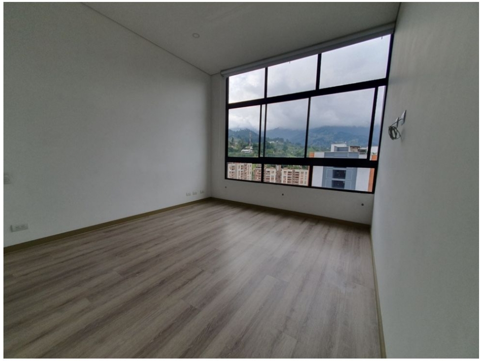 Apartamento en venta en Loma De Las Brujas, Envigado · foto 10 de 19
