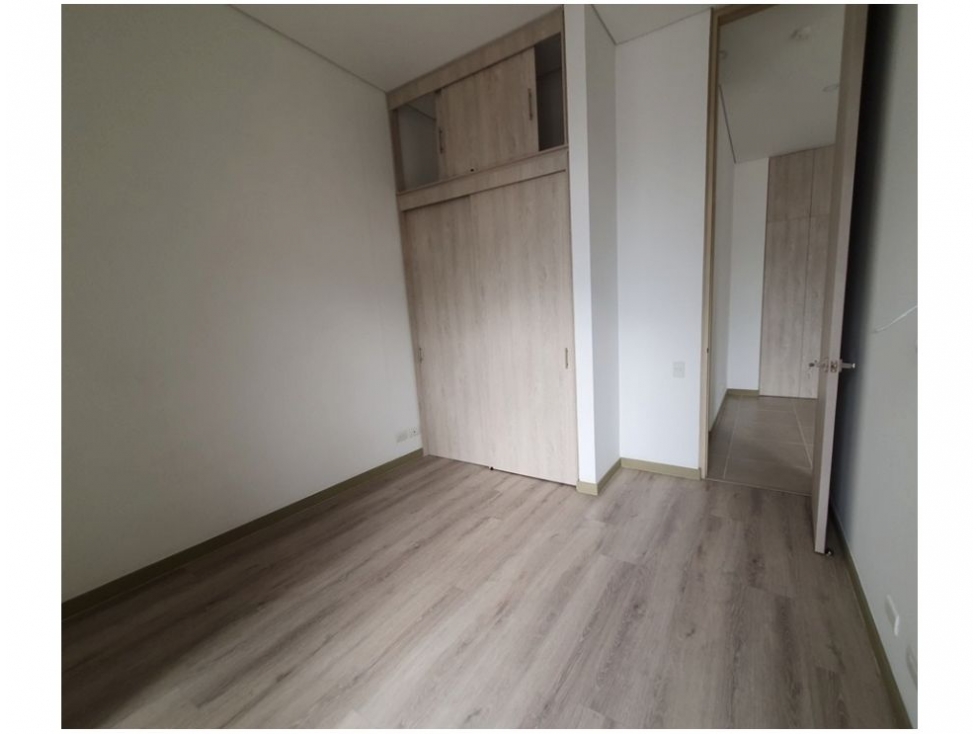 Apartamento en venta en Loma De Las Brujas, Envigado · foto 13 de 19