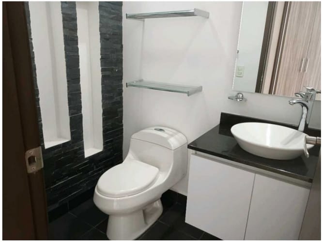 Apartamento en venta en Castropol, Medellín · foto 8 de 18