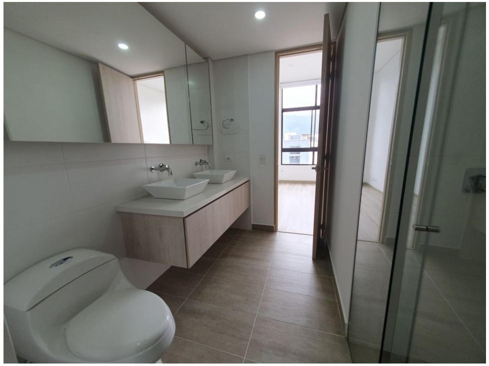 Apartamento en venta en Loma De Las Brujas, Envigado · foto 16 de 19