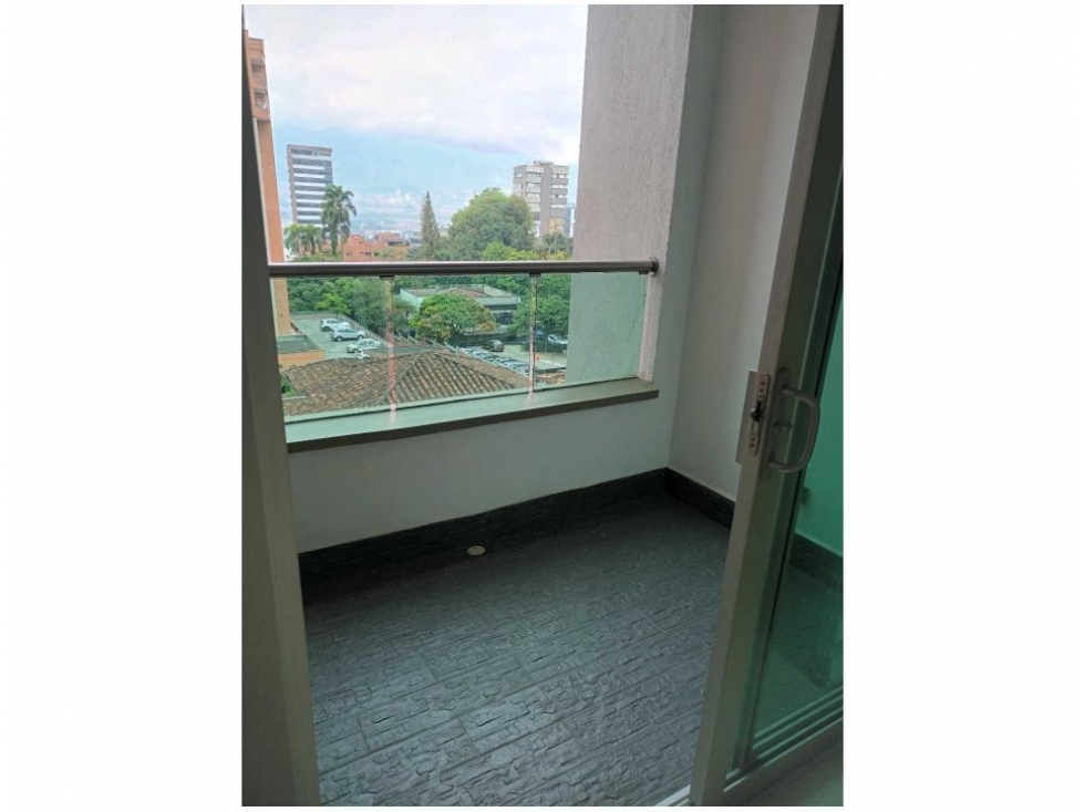 Apartamento en venta en Castropol, Medellín · foto 15 de 18