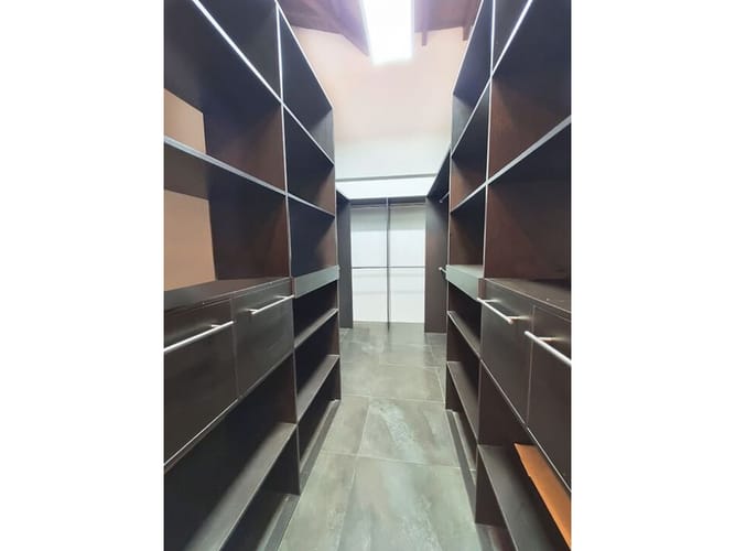 Casa de 3 alcobas en venta en Bosques De San Jorge, Envigado, 305 m² · foto 10 de 17