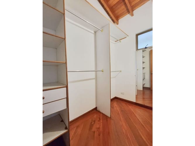 Casa de 3 alcobas en venta en Bosques De San Jorge, Envigado, 305 m² · foto 15 de 17