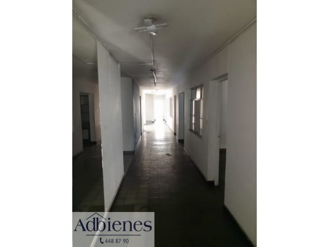 Casa de 7 alcobas en venta en Laureles, Medellín, 322 m² · foto 6 de 10