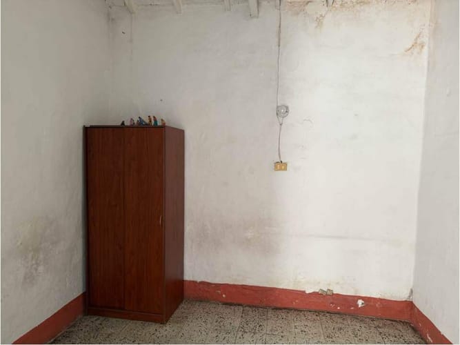 Local en venta en Camparola, Medellín, 257 m² · foto 7 de 13