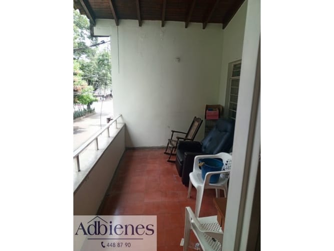 Casa de 7 alcobas en venta en Laureles, Medellín, 322 m² · foto 8 de 10