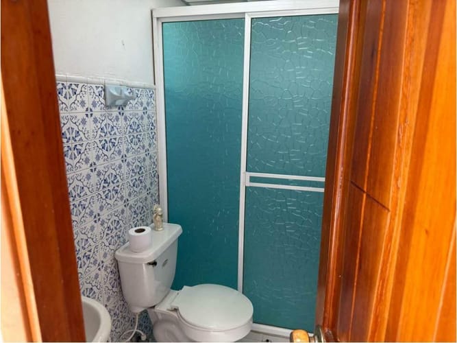 Local en venta en Camparola, Medellín, 257 m² · foto 9 de 13