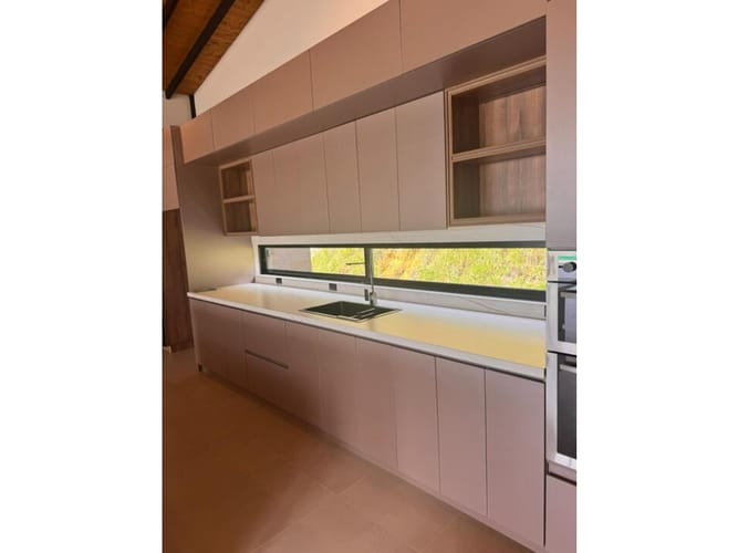 Casa de 3 alcobas en venta en Pantanillo, Medellín, 316 m² · foto 4 de 19