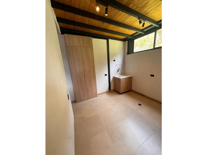 Casa de 3 alcobas en venta en Pantanillo, Medellín, 316 m² · foto 5 de 19
