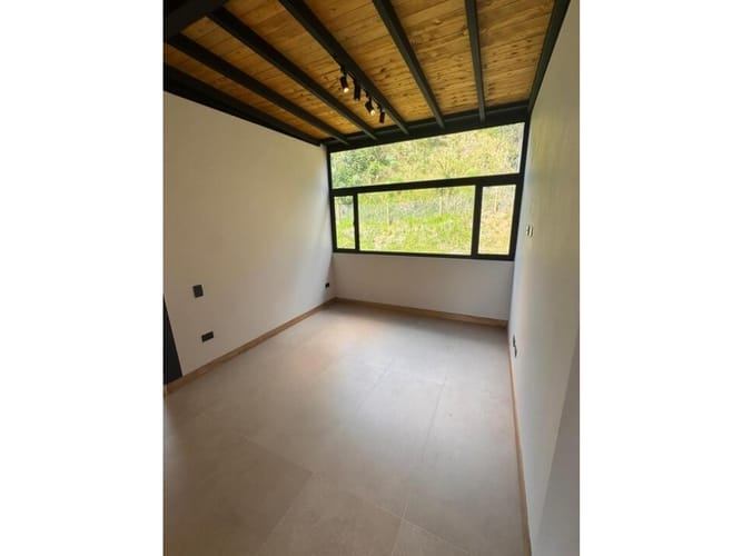 Casa de 3 alcobas en venta en Pantanillo, Medellín, 316 m² · foto 8 de 19