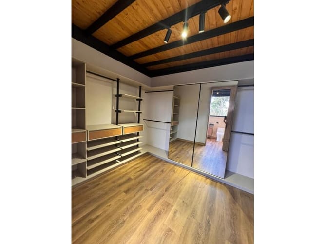 Casa de 3 alcobas en venta en Pantanillo, Medellín, 316 m² · foto 15 de 19