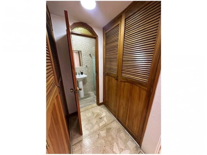 Casa de 4 alcobas en venta en Simon Bolivar, Medellín, 200 m² · foto 12 de 15
