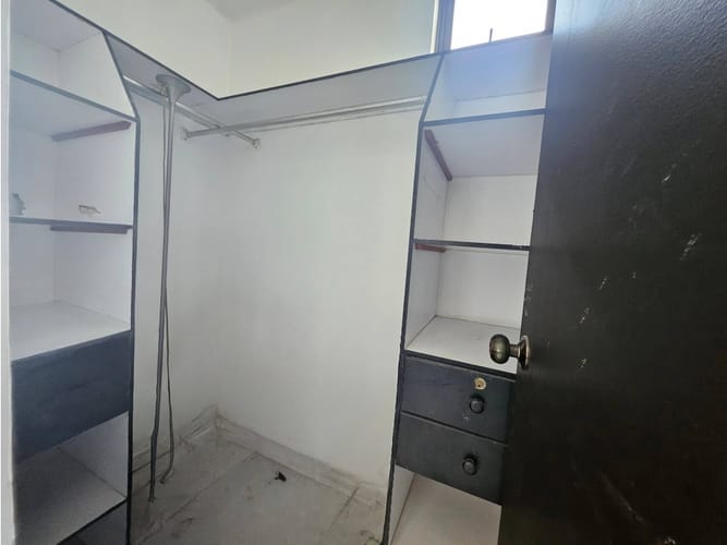 Apartamento de 3 alcobas en venta en Vía Las Palmas, Medellín, 173 m² · foto 7 de 21