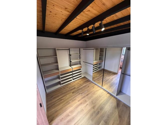 Casa de 3 alcobas en venta en Pantanillo, Medellín, 316 m² · foto 17 de 19