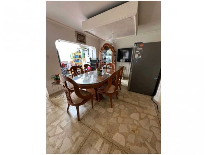 Casa de 4 alcobas en venta en Simon Bolivar, Medellín, 200 m² · foto 14 de 15