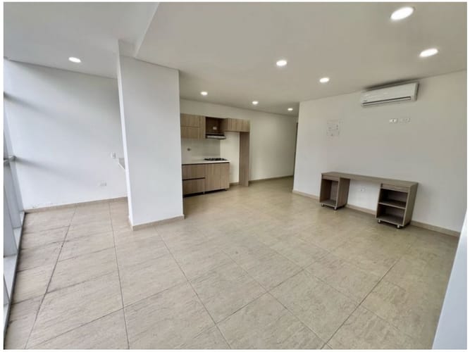 Apartamento de 1 alcoba en venta en Las Acacias, Medellín, 37 m² · foto 2 de 5