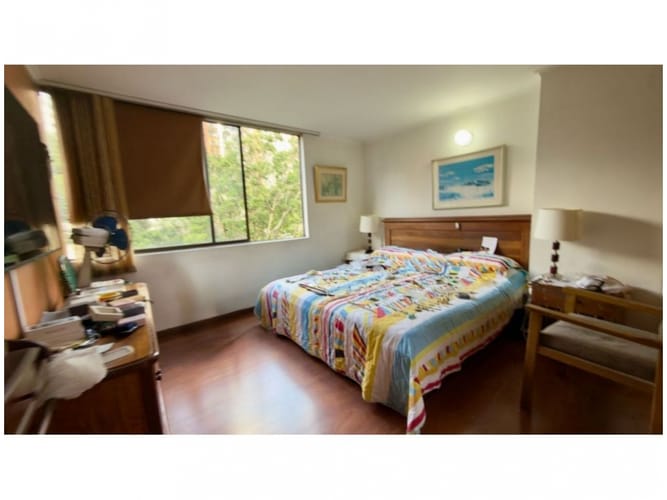 Apartamento de 3 alcobas en venta en Castropol, Medellín, 191 m² · foto 10 de 17