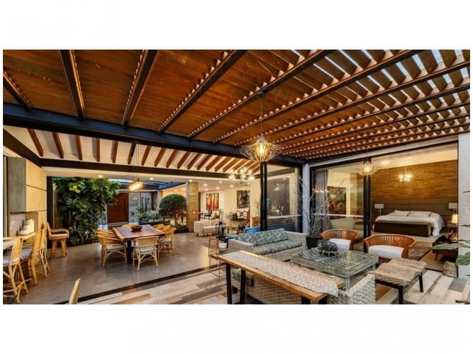 Casa de 4 alcobas en venta en Llano Grande, Rionegro, 400 m² · foto 4 de 20