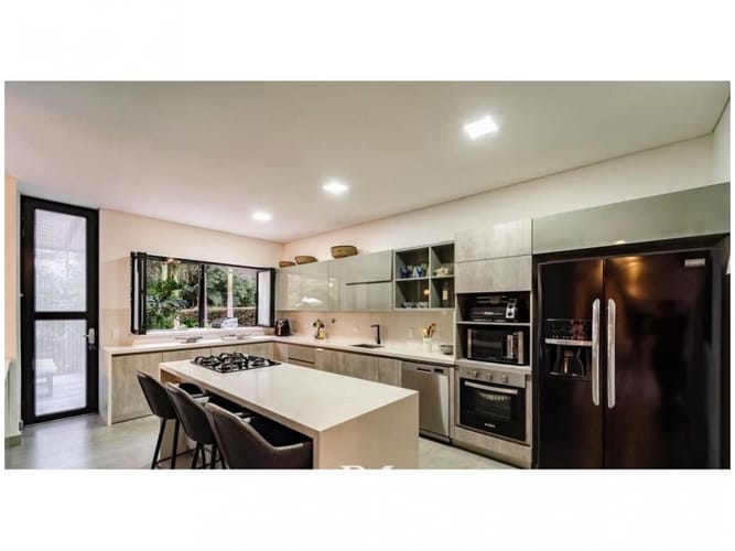 Casa de 4 alcobas en venta en Llano Grande, Rionegro, 400 m² · foto 8 de 20