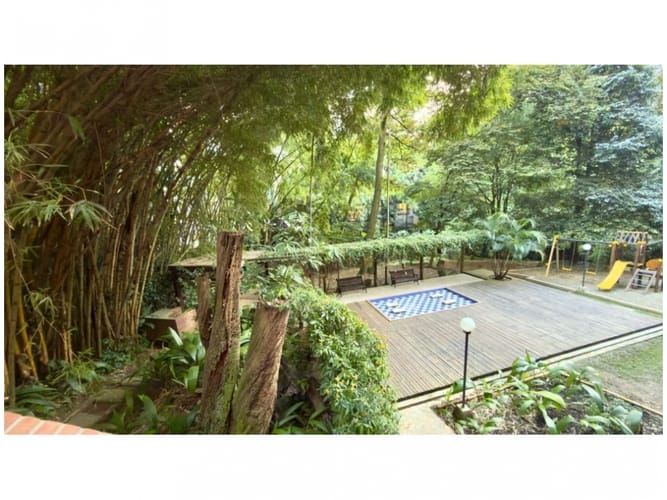 Apartamento de 3 alcobas en venta en Castropol, Medellín, 191 m² · foto 16 de 17