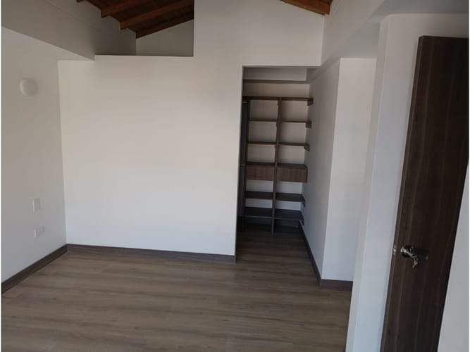 Apartamento de 3 alcobas en venta en Laureles, Envigado, 146 m² · foto 15 de 17