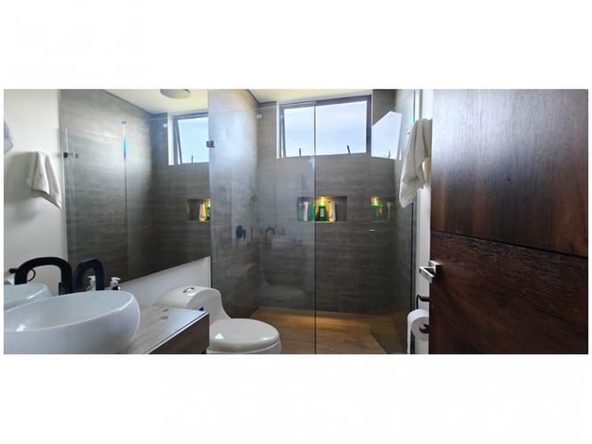 Casa de 3 alcobas en venta en Llano Grande, Rionegro, 360 m² · foto 22 de 24