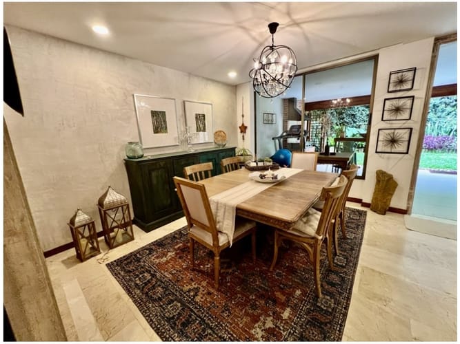 Casa de 4 alcobas en venta en El Tesoro, Medellín, 270 m² · foto 8 de 24