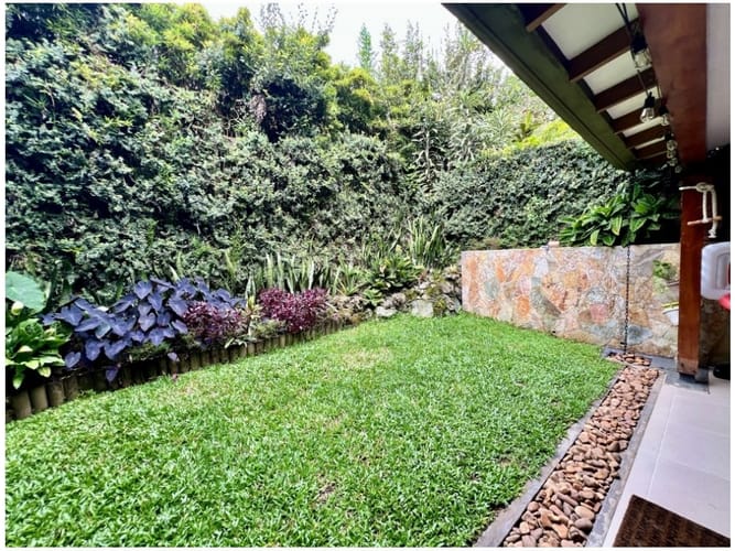 Casa de 4 alcobas en venta en El Tesoro, Medellín, 270 m² · foto 22 de 24