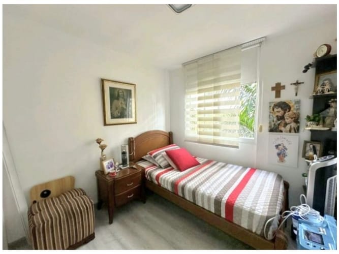 Apartamento de 3 alcobas en venta en El Poblado, Medellín, 96 m² · foto 7 de 9