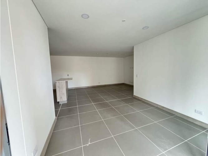Apartamento de 3 alcobas en venta en La Abadia, Envigado, 91 m² · foto 3 de 17