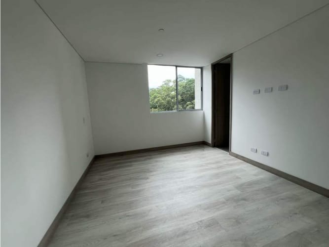 Apartamento de 3 alcobas en venta en La Abadia, Envigado, 91 m² · foto 11 de 17