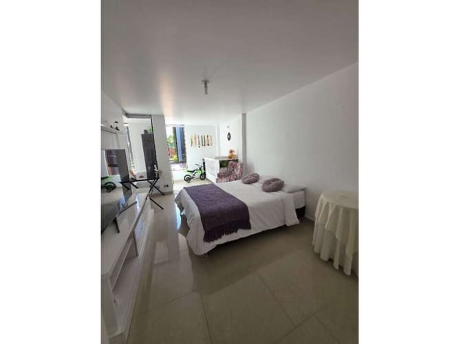 Casa de 4 alcobas en venta en Las Brujas, Envigado, 204 m² · foto 4 de 16
