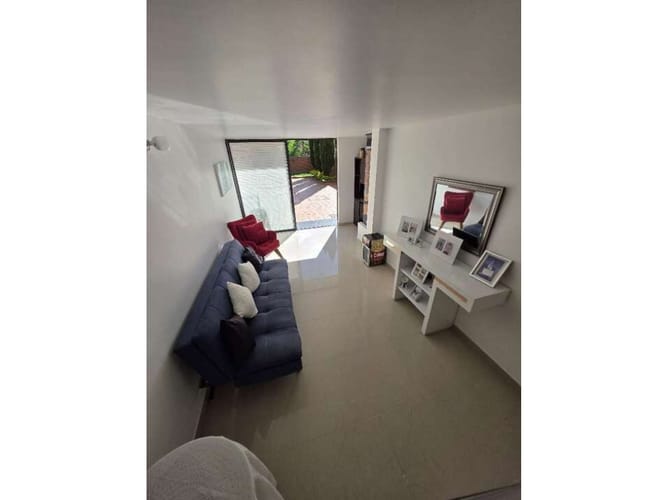 Casa de 4 alcobas en venta en Las Brujas, Envigado, 204 m² · foto 14 de 16