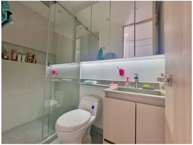 Apartamento de 3 alcobas en venta en Vizcaya, Medellín, 132 m² · foto 7 de 10