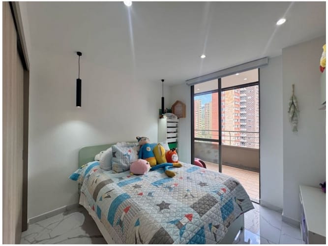 Apartamento de 3 alcobas en venta en Vizcaya, Medellín, 132 m² · foto 8 de 10