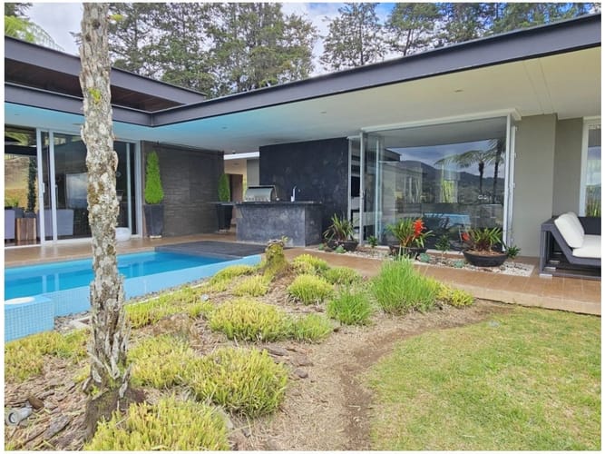Casa de 4 alcobas en venta en El Tablazo, Rionegro, 1000 m² · foto 3 de 24