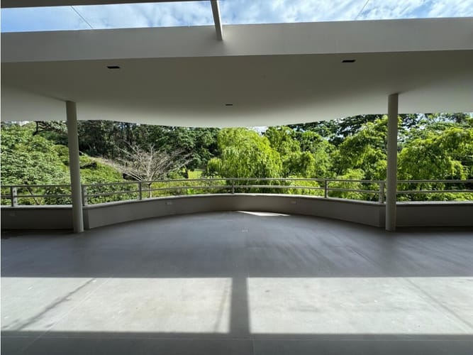 Apartamento de 3 alcobas en venta en El Poblado, Medellín, 500 m² · foto 11 de 24