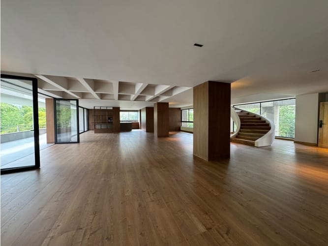 Apartamento de 3 alcobas en venta en El Poblado, Medellín, 500 m² · foto 12 de 24