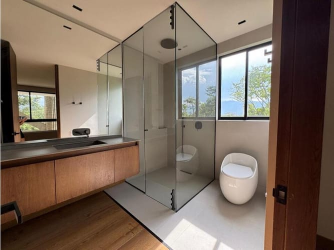 Apartamento de 3 alcobas en venta en El Poblado, Medellín, 500 m² · foto 22 de 24