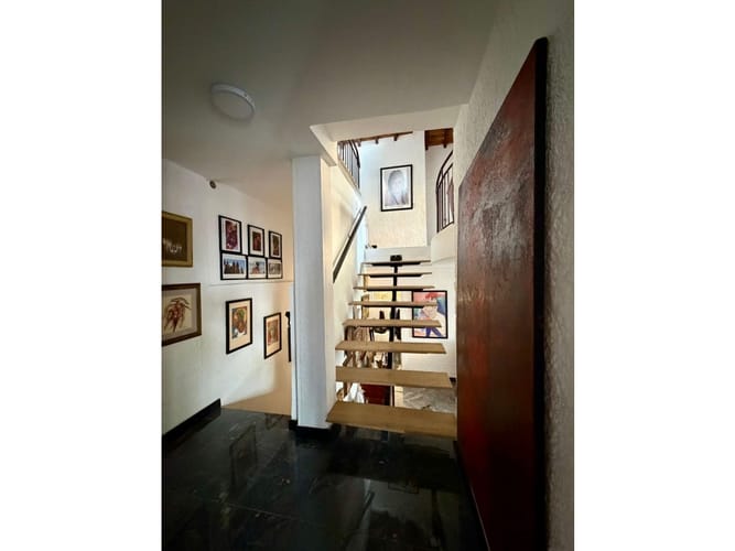 Casa de 5 alcobas en venta en Loma Del Chocho, Envigado, 390 m² · foto 16 de 24