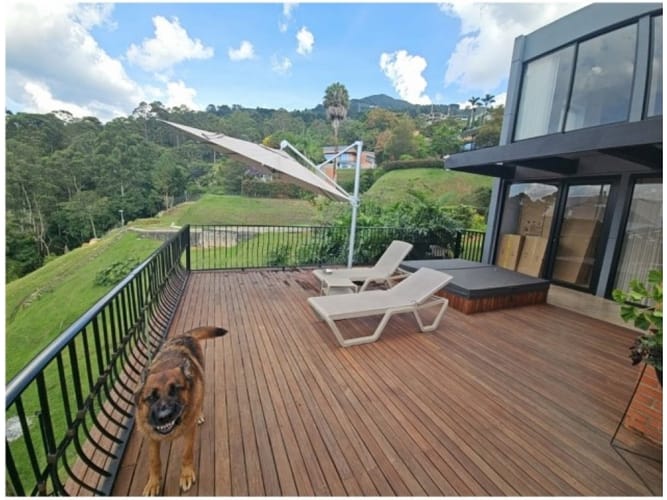 Casa de 4 alcobas en venta en El Poblado, Medellín, 458 m² · foto 17 de 24
