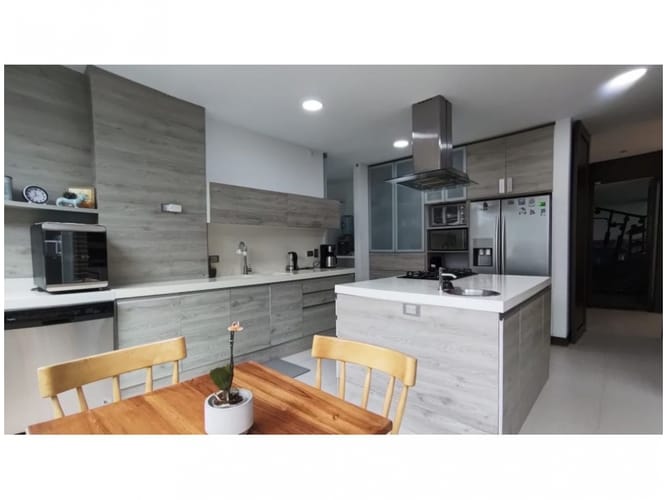 Casa de 4 alcobas en venta en Las Palmas, Medellín, 500 m² · foto 21 de 24