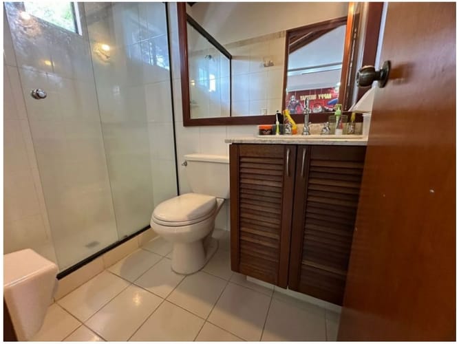 Casa de 5 alcobas en venta en Camino Verde, Envigado, 236 m² · foto 9 de 24