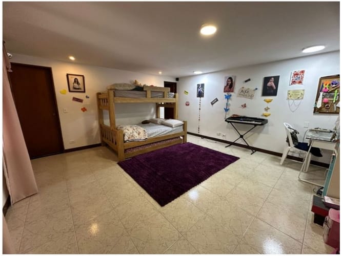 Casa de 5 alcobas en venta en Camino Verde, Envigado, 236 m² · foto 12 de 24