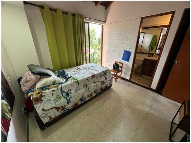 Casa de 5 alcobas en venta en Camino Verde, Envigado, 236 m² · foto 14 de 24