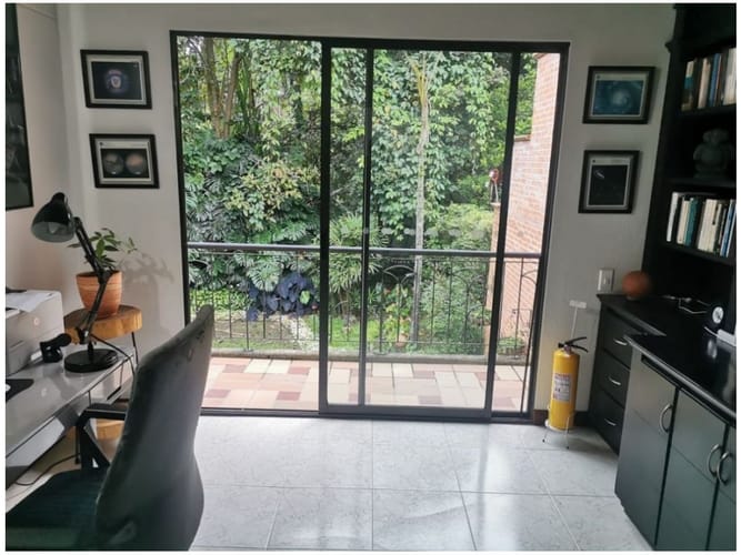 Casa de 5 alcobas en venta en Camino Verde, Envigado, 236 m² · foto 17 de 24