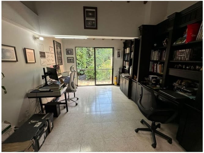 Casa de 5 alcobas en venta en Camino Verde, Envigado, 236 m² · foto 22 de 24